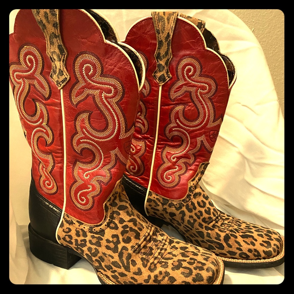 🔥Ariat Boots Red Leopard/Cheetah Rare Finds 6.5!